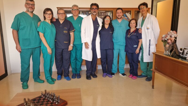 Feocromocitoma rimosso con successo a Enna: intervento raro, alta precisione chirurgica