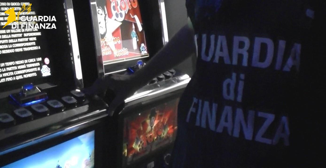 Scommesse illegali in provincia di Enna, maxi-sanzioni per oltre 300 mila euro