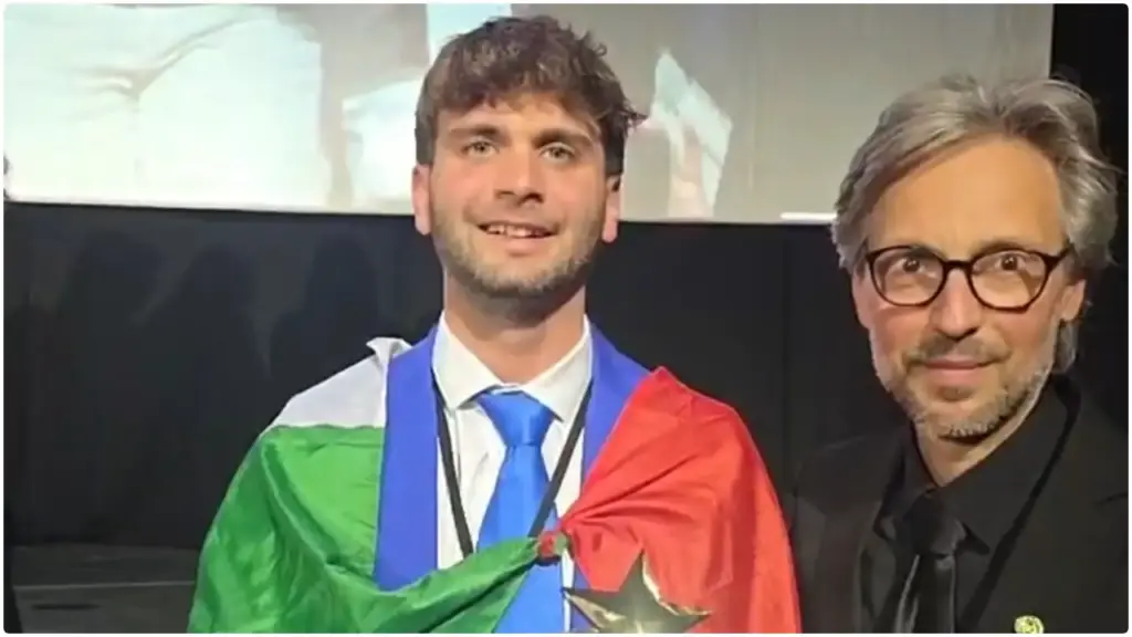 Il piazzese Salvatore Avanzato campione intercontinentale junior  all'OMC Hairworld Paris 2026